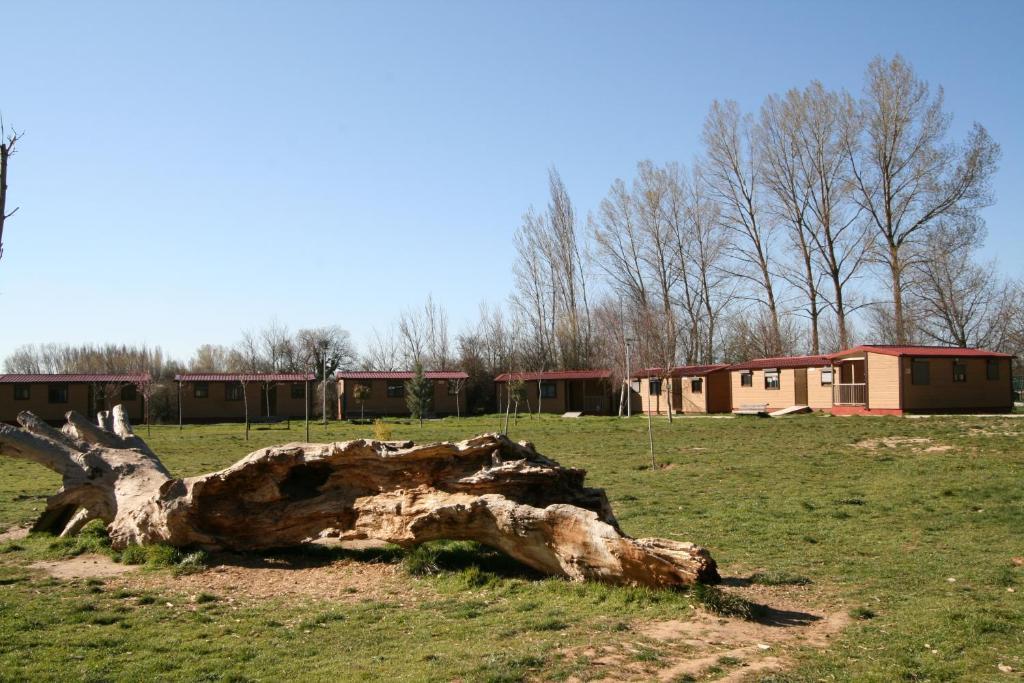 Bungalows Granja Escuela Arlanzón Eksteriør bilde